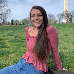 Meet your Posher, Carlie